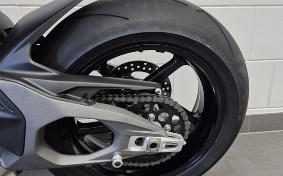 Gebrauchtmotorrad Ducati Panigale V4 S - Bild 16