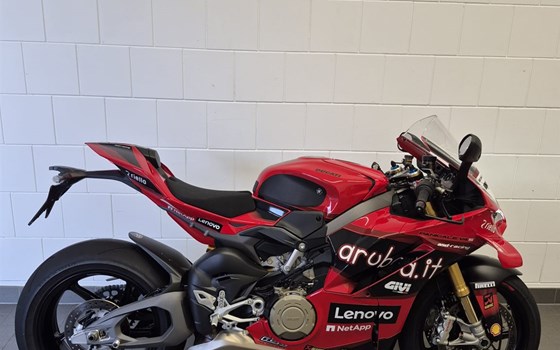 Gebrauchtmotorrad Ducati Panigale V4 S - Bild 1