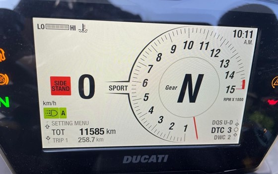 Gebrauchtmotorrad Ducati Streetfighter V4 S - Bild 5