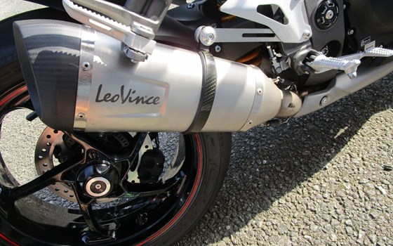 Gebrauchtmotorrad Triumph Speed Triple RS - Bild 17