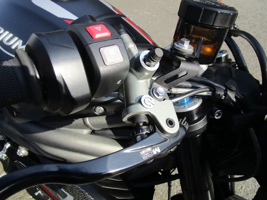 Angebot Triumph Speed Triple RS Bild 8: Angebot Triumph Speed Triple RS