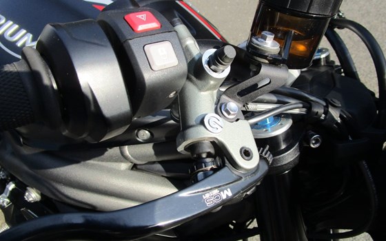 Gebrauchtmotorrad Triumph Speed Triple RS - Bild 8