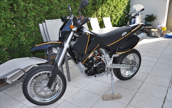 Gebrauchtmotorrad KTM 625 SMC - Bild 1 Gebrauchtmotorrad KTM 625 SMC - Bild 1