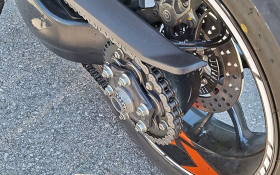 Gebrauchtmotorrad KTM 1290 Super Duke R - Bild 9 Gebrauchtmotorrad KTM 1290 Super Duke R - Bild 9