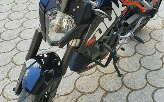 Gebrauchtmotorrad KTM 125 Duke - Bild 2