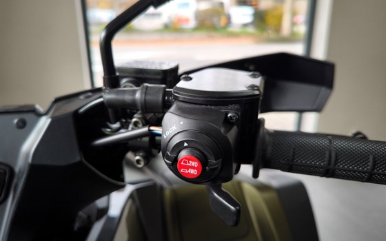 Gebrauchtmotorrad Kymco MXU 700i EPS ABS T3b - Bild 6