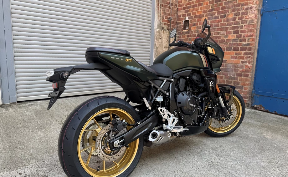 Angebot Suzuki GSX-8TT Bild 2: Angebot Suzuki GSX-8TT