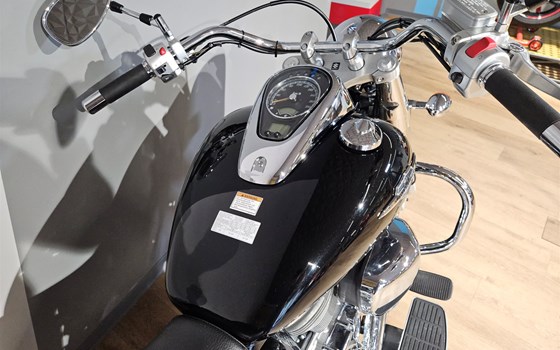 Gebrauchtmotorrad Suzuki Intruder C800 - Bild 5