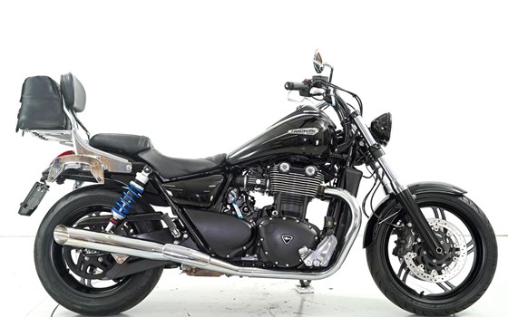 Motorrad Occasion Triumph Thunderbird - Bild 4