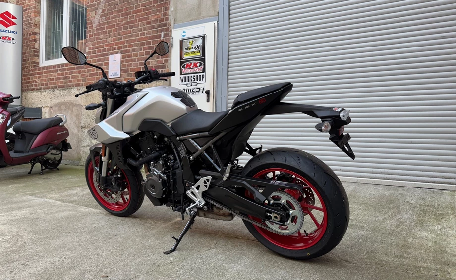 Angebot Suzuki GSX-8S Bild 2: Angebot Suzuki GSX-8S