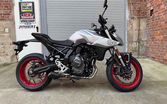 Gebrauchtmotorrad Suzuki GSX-8S - Bild 6