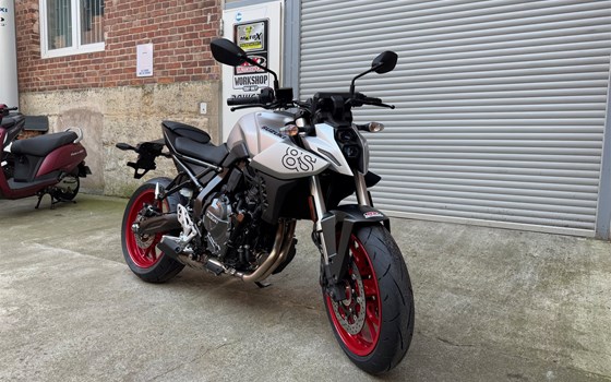 Gebrauchtmotorrad Suzuki GSX-8S - Bild 7