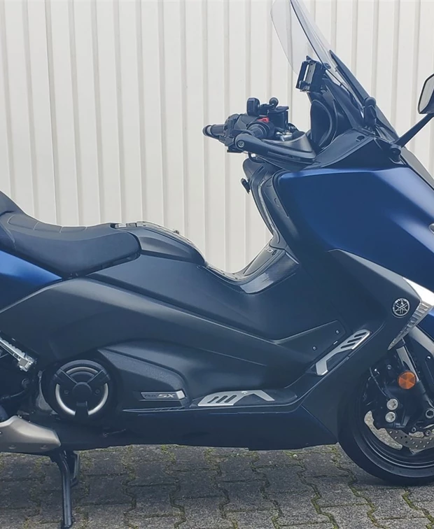 Yamaha TMAX SX