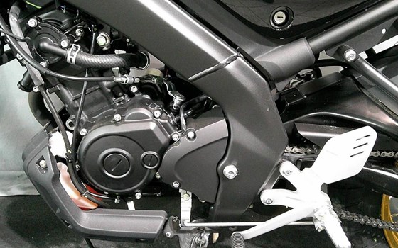 Gebrauchtmotorrad Yamaha XSR125 Legacy - Bild 11