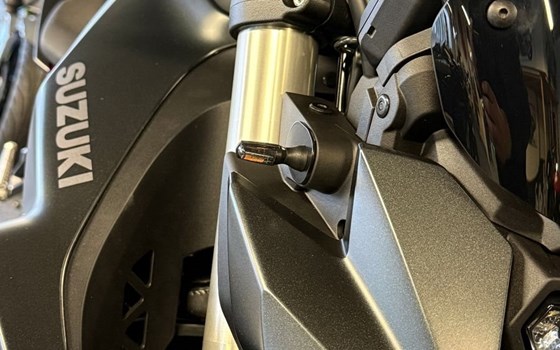 Gebrauchtmotorrad Suzuki GSX-8S - Bild 8