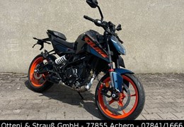 Neumotorrad KTM 125 Duke