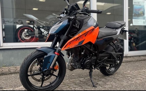 Neufahrzeug KTM 125 Duke - Bild 5