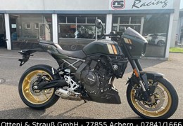 Neumotorrad Suzuki GSX-8TT