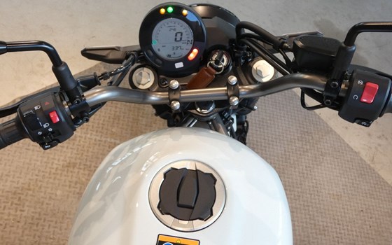 Gebrauchtmotorrad Kawasaki Eliminator 500 - Bild 7