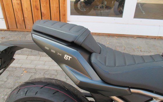 Gebrauchtmotorrad Suzuki GSX-8T - Bild 11