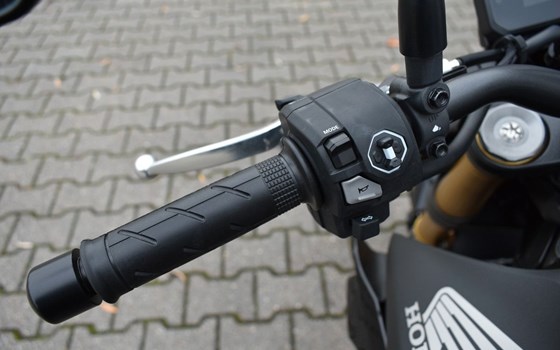 Neufahrzeug Honda CB1000 Hornet SP - Bild 12
