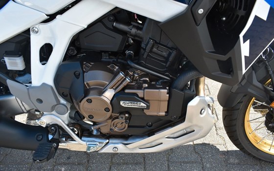 Gebrauchtmotorrad Honda CRF1100L Africa Twin Adventure Sports DCT - Bild 10