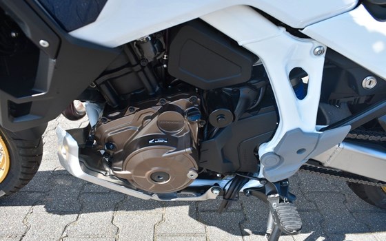 Gebrauchtmotorrad Honda CRF1100L Africa Twin Adventure Sports DCT - Bild 8