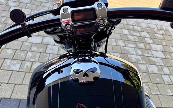 Gebrauchtmotorrad Harley-Davidson Softail Breakout 114 FXBRS - Bild 8 Gebrauchtmotorrad Harley-Davidson Softail Breakout 114 FXBRS - Bild 8