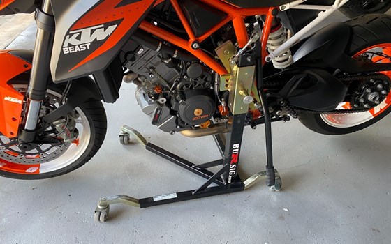 Gebrauchtmotorrad KTM 1290 Super Duke R - Bild 4