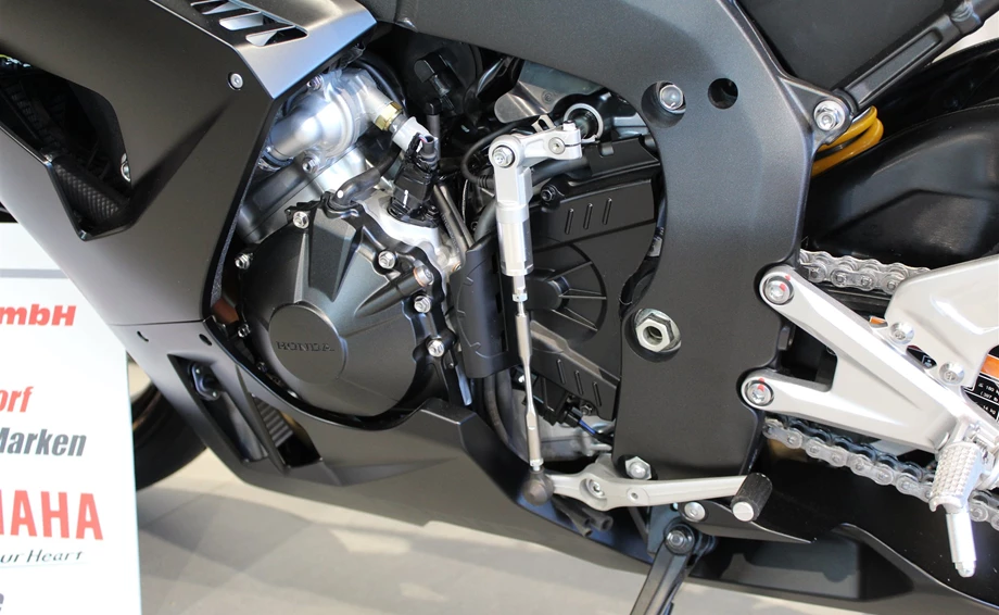 Offer Honda CBR1000RR-R Fireblade SP Bild 14: Offer Honda CBR1000RR-R Fireblade SP
