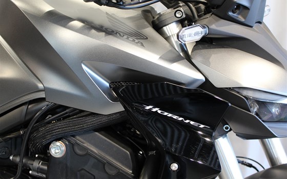 Gebrauchtmotorrad Honda CB1000 Hornet - Bild 2