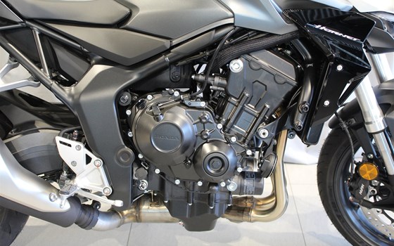 Gebrauchtmotorrad Honda CB1000 Hornet - Bild 3