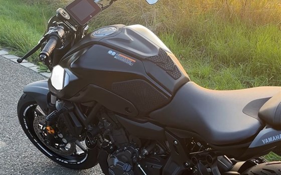 Gebrauchtmotorrad Yamaha MT-07 - Bild 3