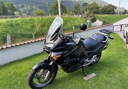 Gebrauchte Honda XL 1000 V Varadero Gebrauchte Honda XL 1000 V Varadero