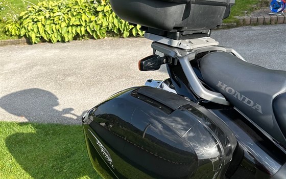 Gebrauchtmotorrad Honda XL 1000 V Varadero - Bild 10 Gebrauchtmotorrad Honda XL 1000 V Varadero - Bild 10