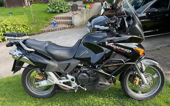 Gebrauchtmotorrad Honda XL 1000 V Varadero - Bild 3 Gebrauchtmotorrad Honda XL 1000 V Varadero - Bild 3