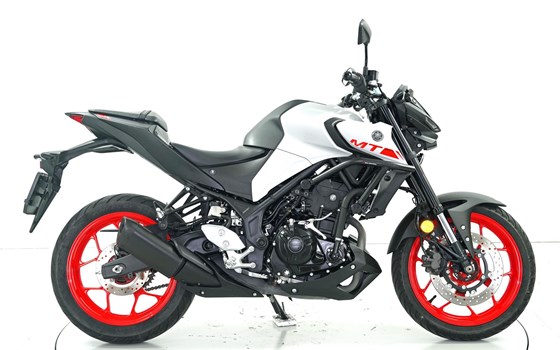 Motorrad Occasion Yamaha MT-03 - Bild 4