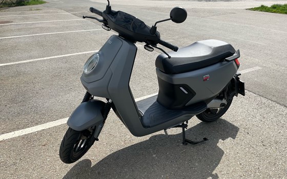 Gebrauchtmotorrad NIU MQi GT EVO - Bild 2 Gebrauchtmotorrad NIU MQi GT EVO - Bild 2