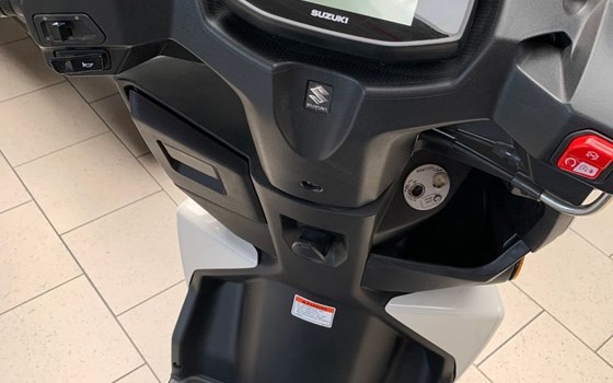Neufahrzeug Suzuki Avenis 125 - Bild 5