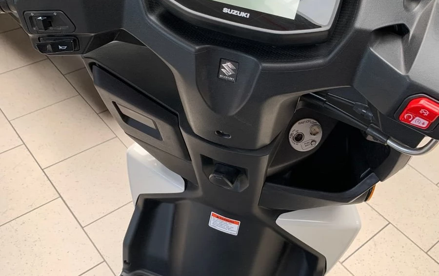 Angebot Suzuki Avenis 125 Bild 5: Angebot Suzuki Avenis 125