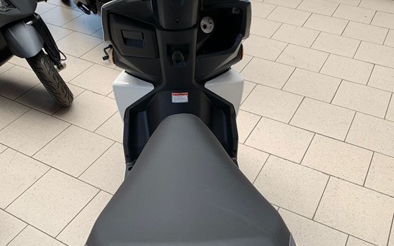 Neufahrzeug Suzuki Avenis 125 - Bild 6