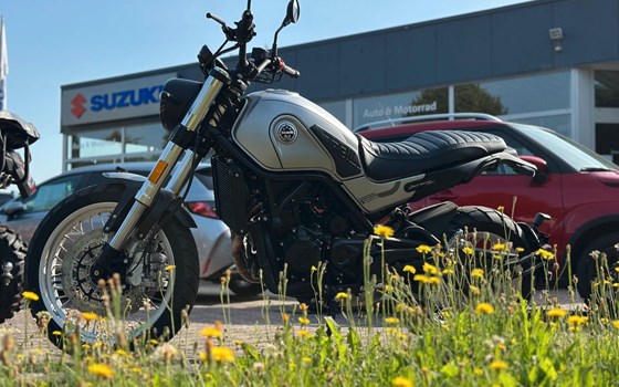 Gebrauchtmotorrad Benelli Leoncino 500 Trail - Bild 8