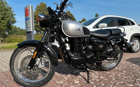 Gebrauchtmotorrad Benelli Imperiale 400 - Bild 2