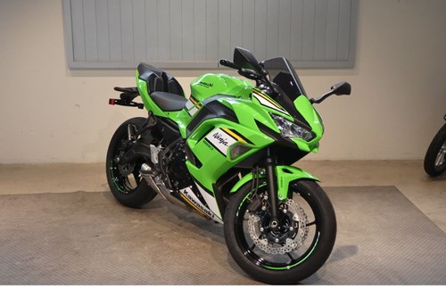 Neumotorrad Kawasaki Ninja 650