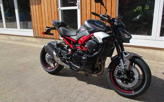 Gebrauchtmotorrad Kawasaki Z900 70kW - Bild 1
