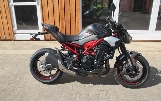 Gebrauchtmotorrad Kawasaki Z900 70kW - Bild 2