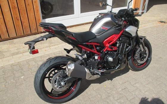 Gebrauchtmotorrad Kawasaki Z900 70kW - Bild 3