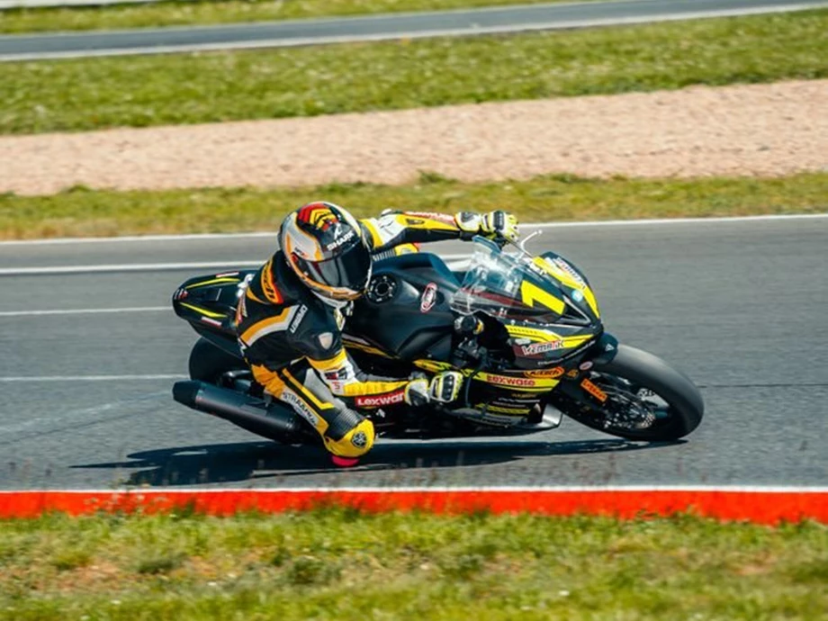 Angebot Triumph Daytona 660 Bild 8: Angebot Triumph Daytona 660