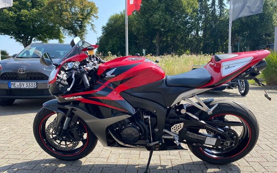 Gebrauchtmotorrad Honda CBR600RR - Bild 2