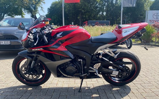 Gebrauchtmotorrad Honda CBR600RR - Bild 7